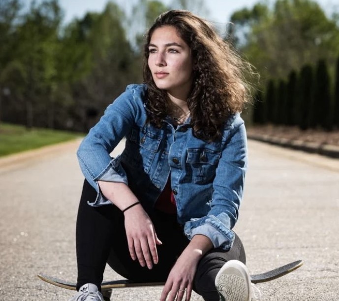 Sarina Horner *Honored With Distinction